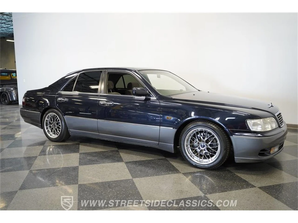 1998 Nissan Cima 3rd Gen - Image 16 of 31