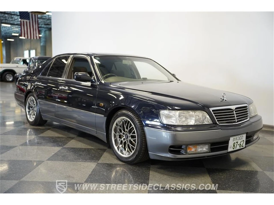 1998 Nissan Cima 3rd Gen - Image 17 of 31