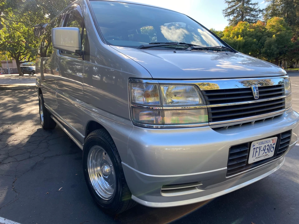 1998 Nissan Elgrand 1st Gen - Image 22 of 31