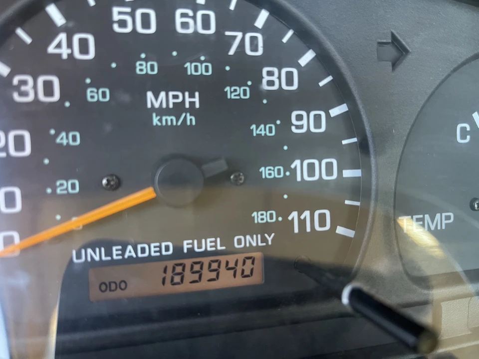 1998 Nissan Frontier 1st Gen - Image 13 of 21