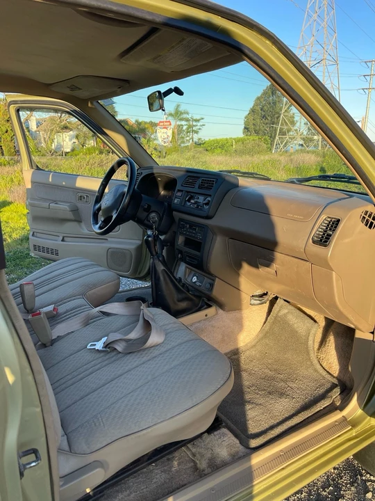 1998 Nissan Frontier 1st Gen - Image 16 of 21
