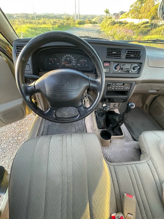 1998 Nissan Frontier 1st Gen - Image 18 of 21