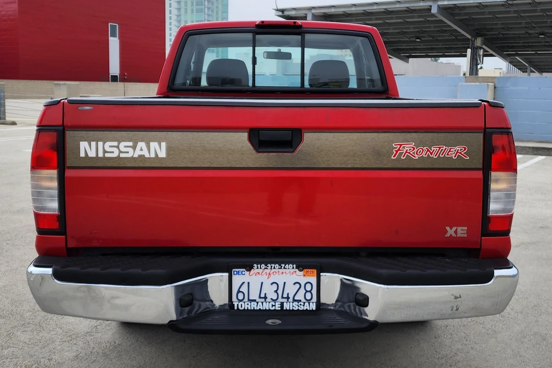 1998 Nissan Frontier 1st Gen - Image 5 of 31