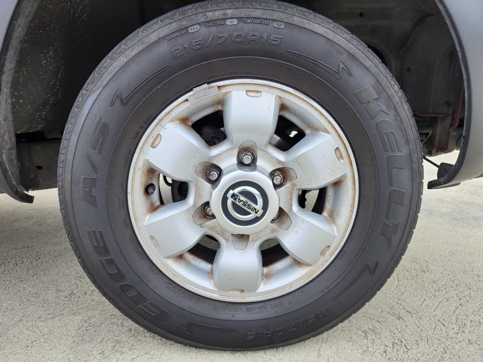 1998 Nissan Frontier 1st Gen - Image 30 of 31