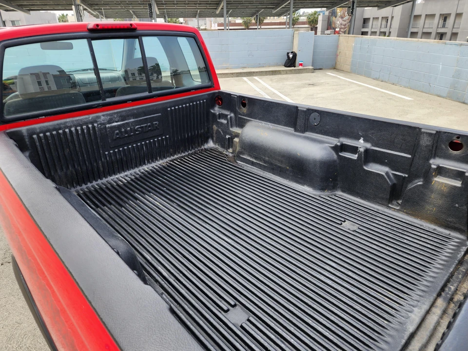 1998 Nissan Frontier 1st Gen - Image 14 of 31