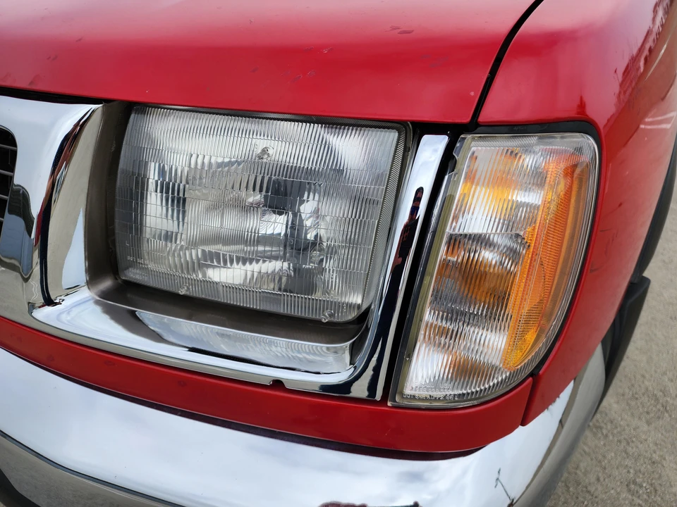 1998 Nissan Frontier 1st Gen - Image 9 of 31