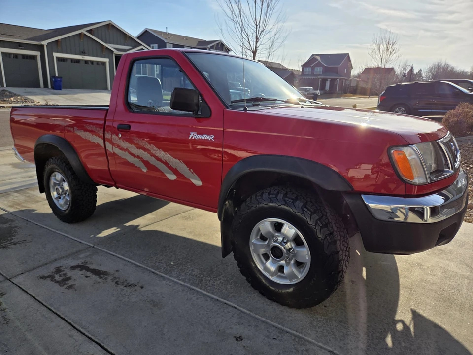 1998 Nissan Frontier 1st Gen - Image 3 of 31