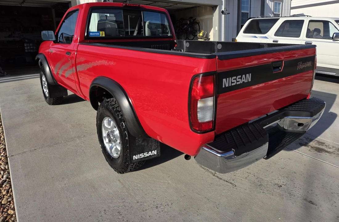 1998 Nissan Frontier 1st Gen - Image 10 of 31