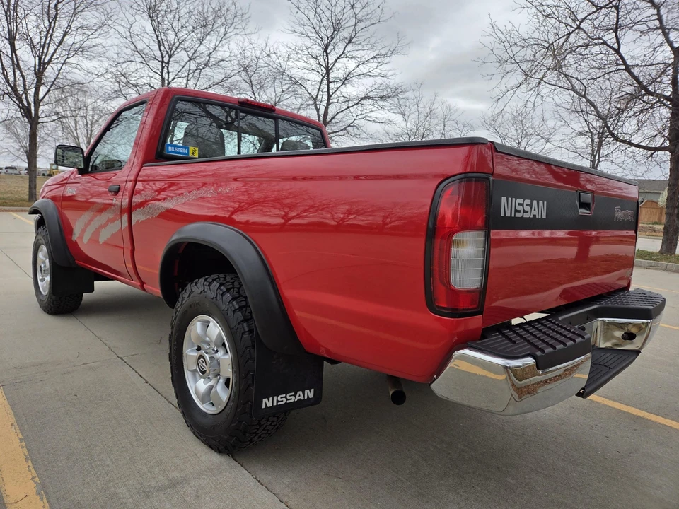 1998 Nissan Frontier 1st Gen - Image 20 of 31
