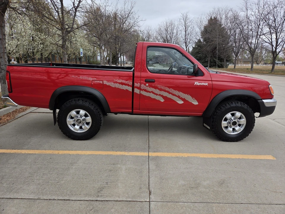 1998 Nissan Frontier 1st Gen - Image 14 of 31