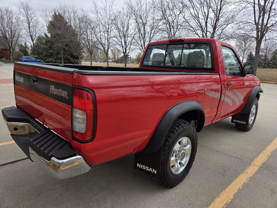 1998 Nissan Frontier 1st Gen - Image 22 of 31