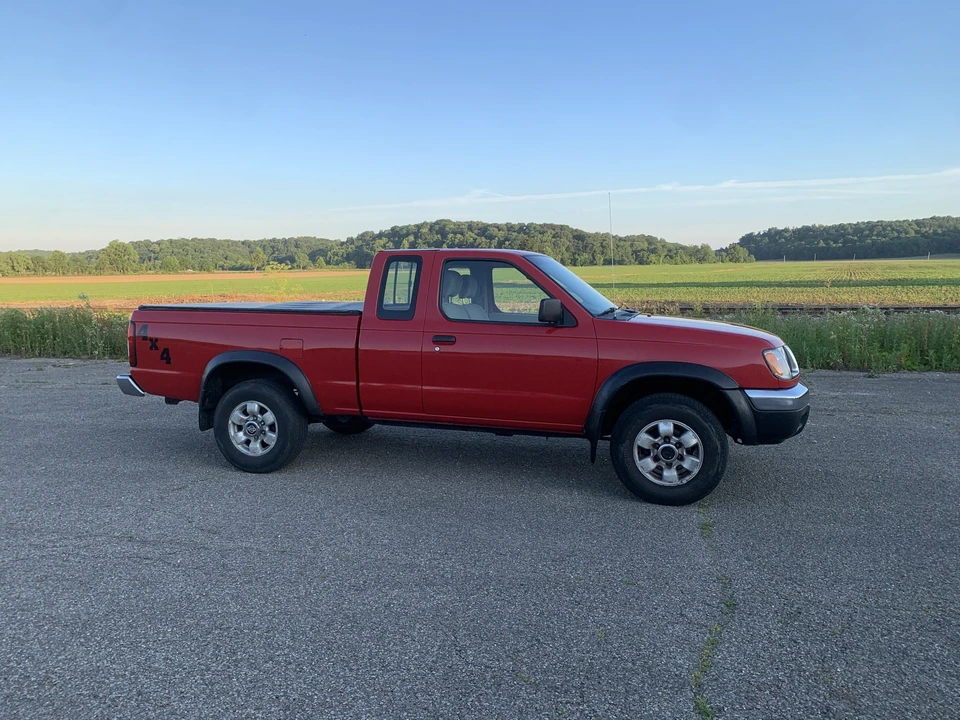 1998 Nissan Frontier 1st Gen - Image 17 of 31