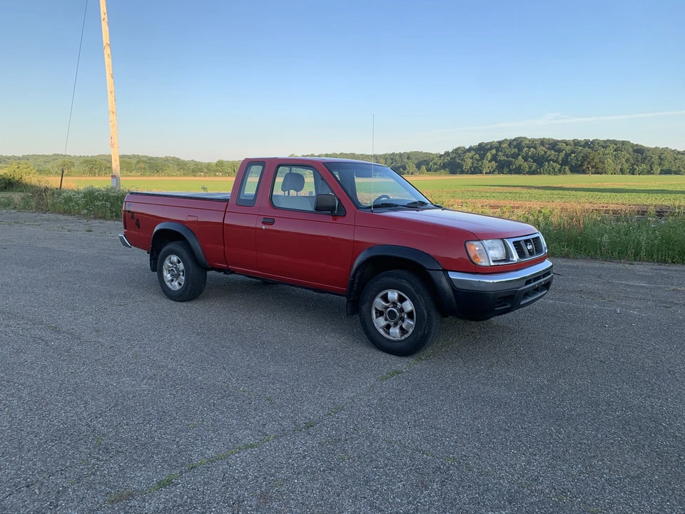 1998 Nissan Frontier 1st Gen - Image 15 of 31