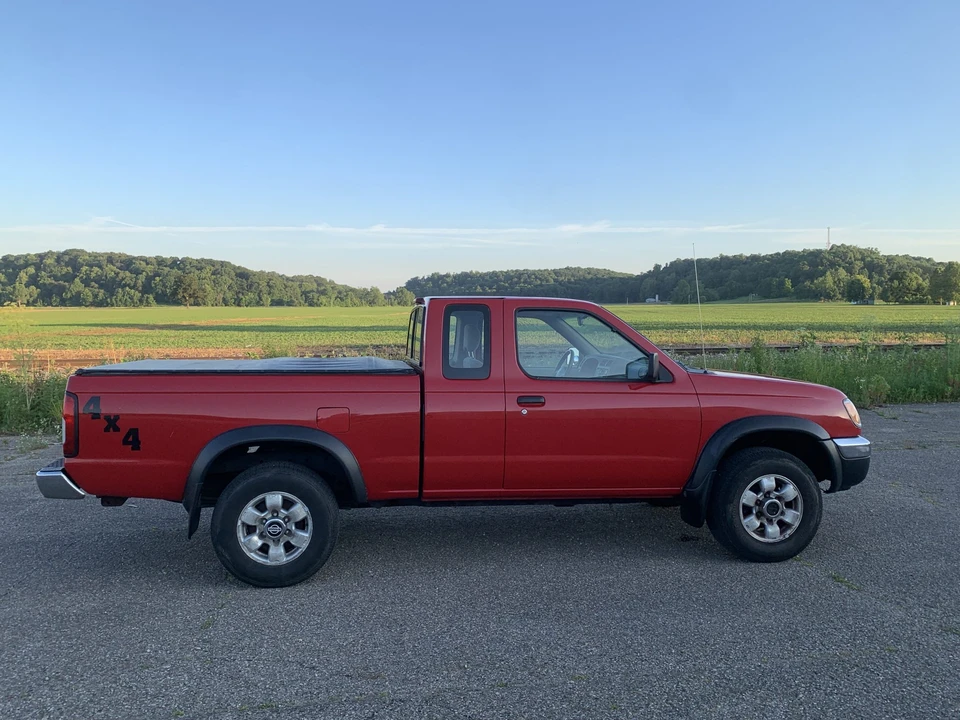 1998 Nissan Frontier 1st Gen - Image 20 of 31