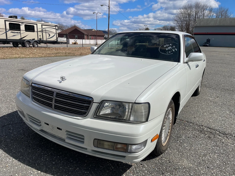 1998 Nissan Gloria 8th Gen - Image 9 of 31