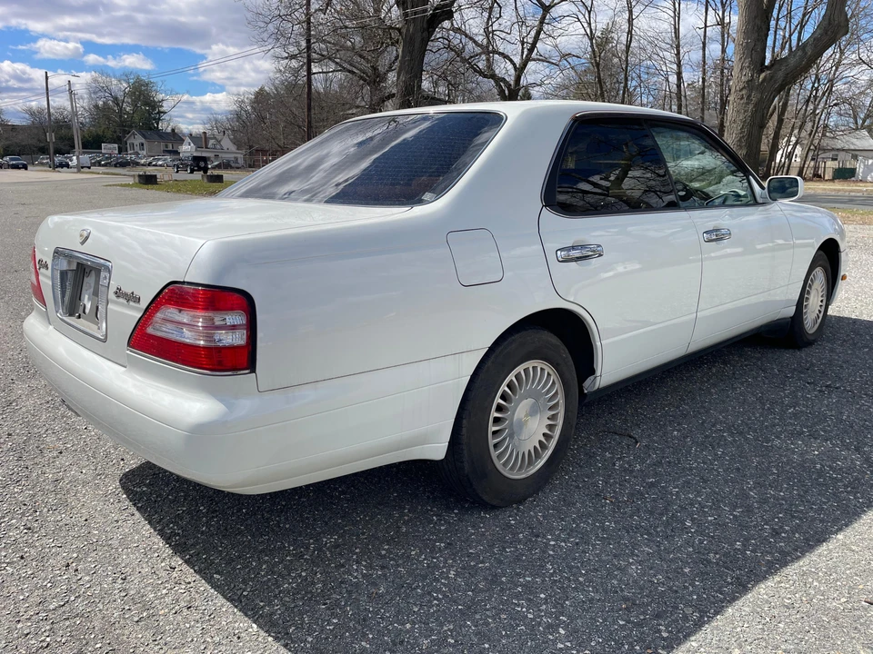 1998 Nissan Gloria 8th Gen - Image 25 of 31