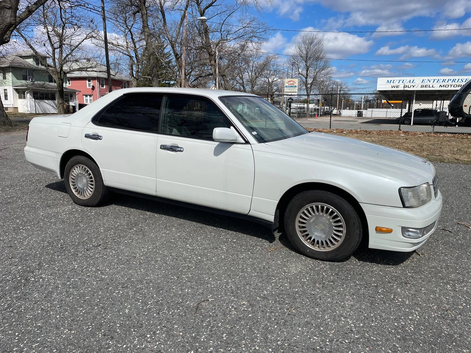 1998 Nissan Gloria 8th Gen - Image 28 of 31