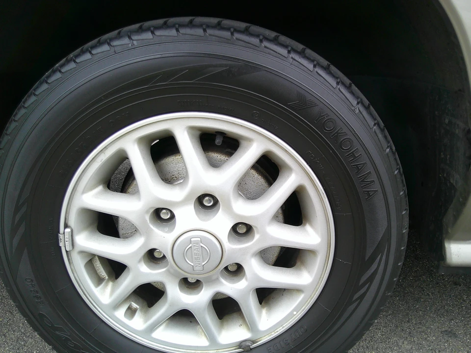 1998 Nissan Elgrand 1st Gen - Image 28 of 31