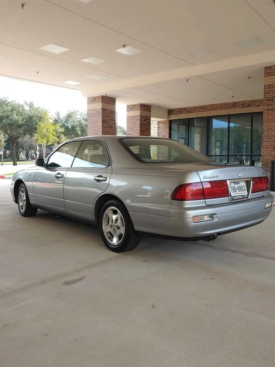 1998 Nissan Leopard 4th Gen - Image 4 of 8