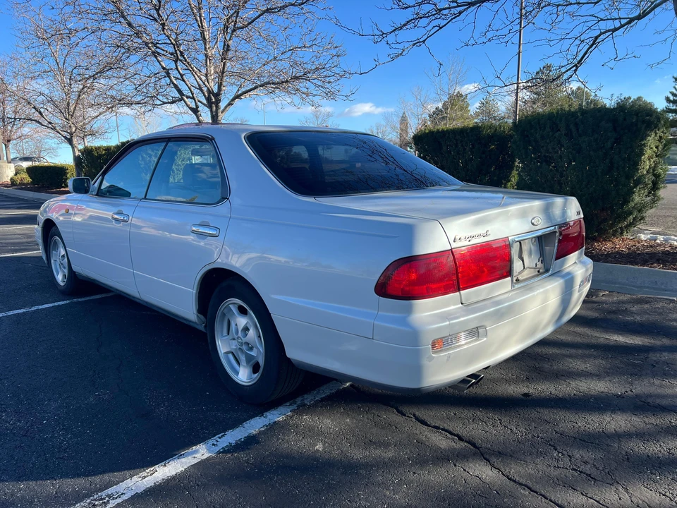 1998 Nissan Leopard 4th Gen - Image 9 of 31