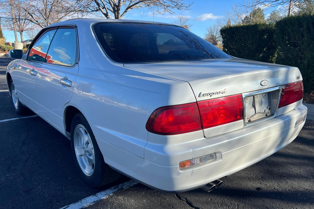 1998 Nissan Leopard 4th Gen - Image 4 of 31