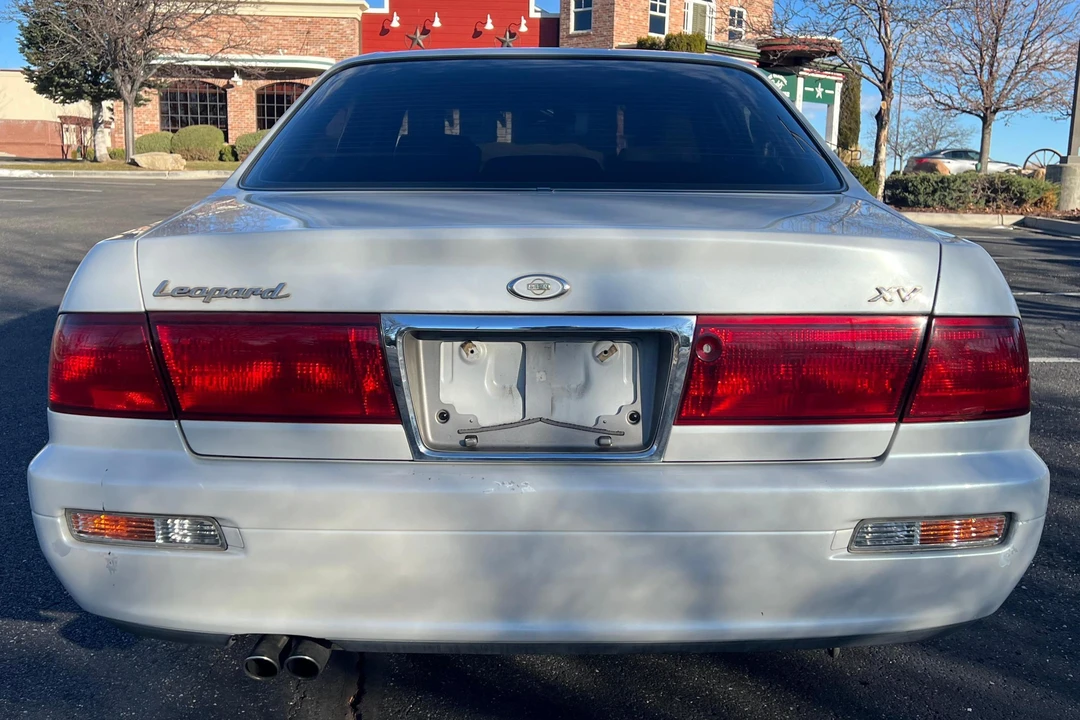1998 Nissan Leopard 4th Gen - Image 5 of 31