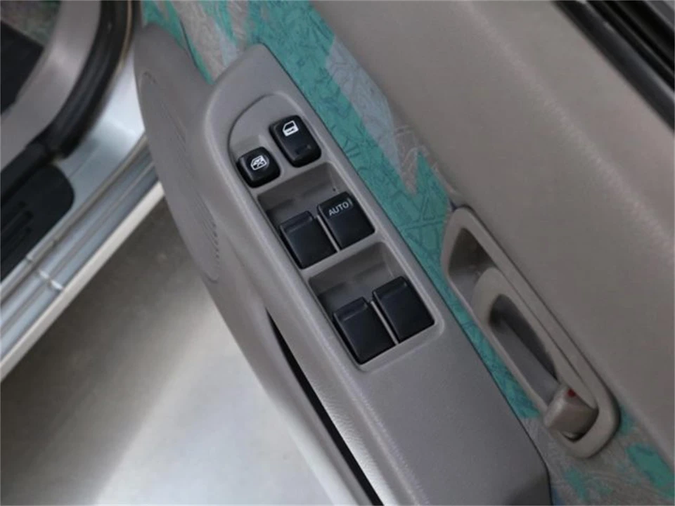 1998 Nissan Micra 2nd Gen - Image 23 of 31