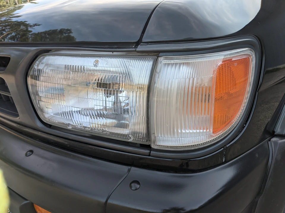 1998 Nissan Pathfinder 2nd Gen - Image 17 of 31