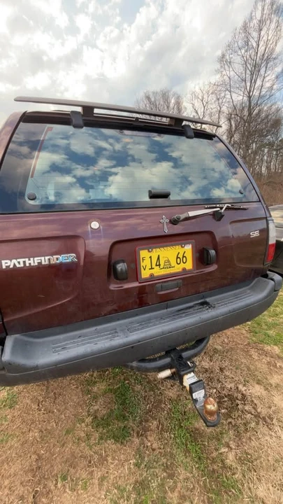 1998 Nissan Pathfinder 2nd Gen - Image 8 of 14