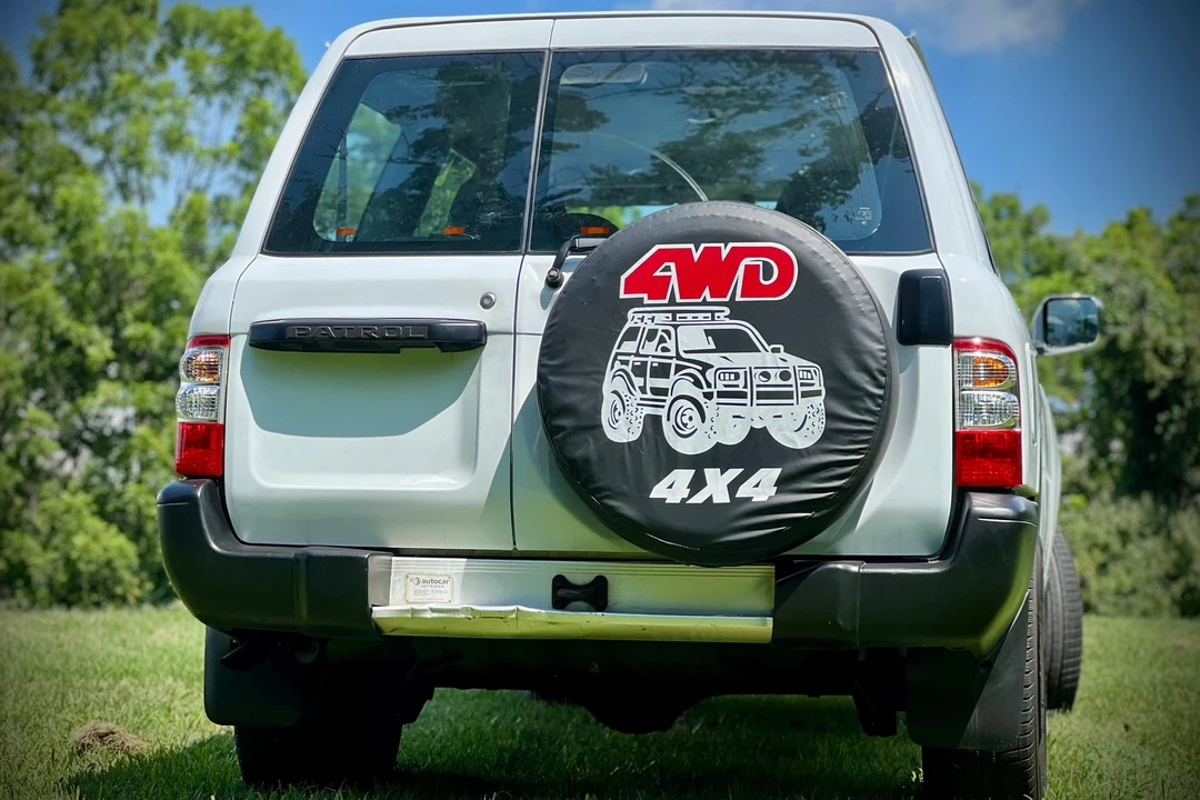 1998 Nissan Patrol 4th Gen - Image 5 of 31