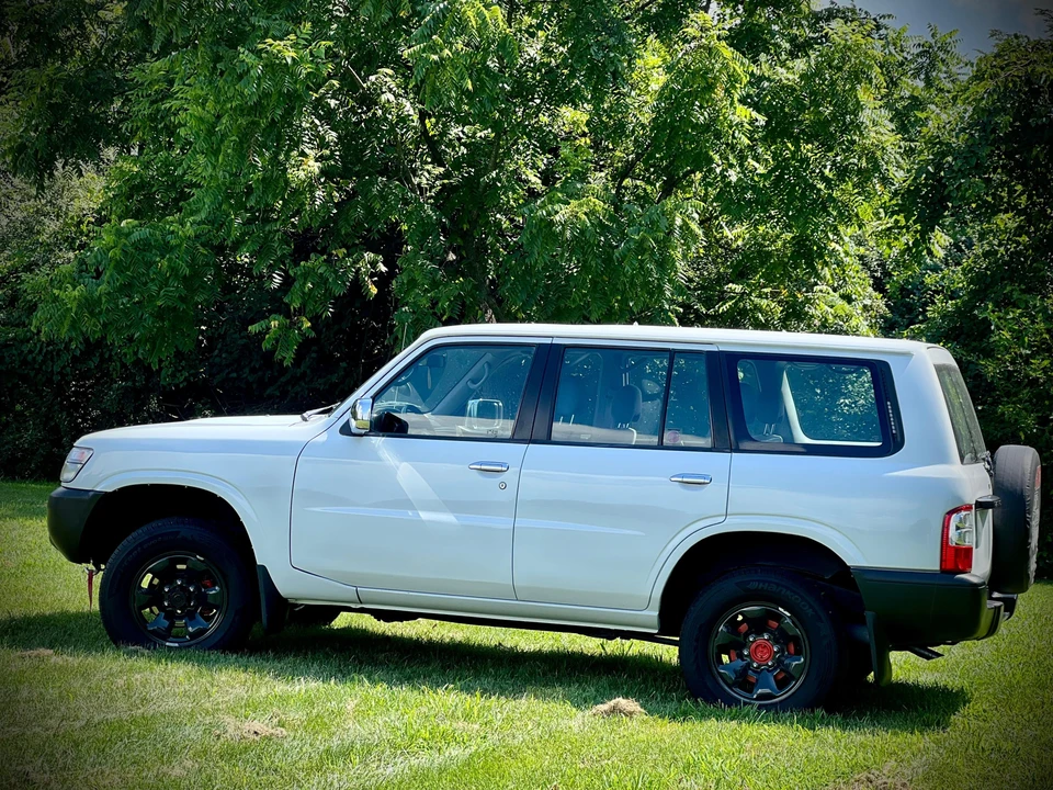 1998 Nissan Patrol 4th Gen - Image 13 of 31