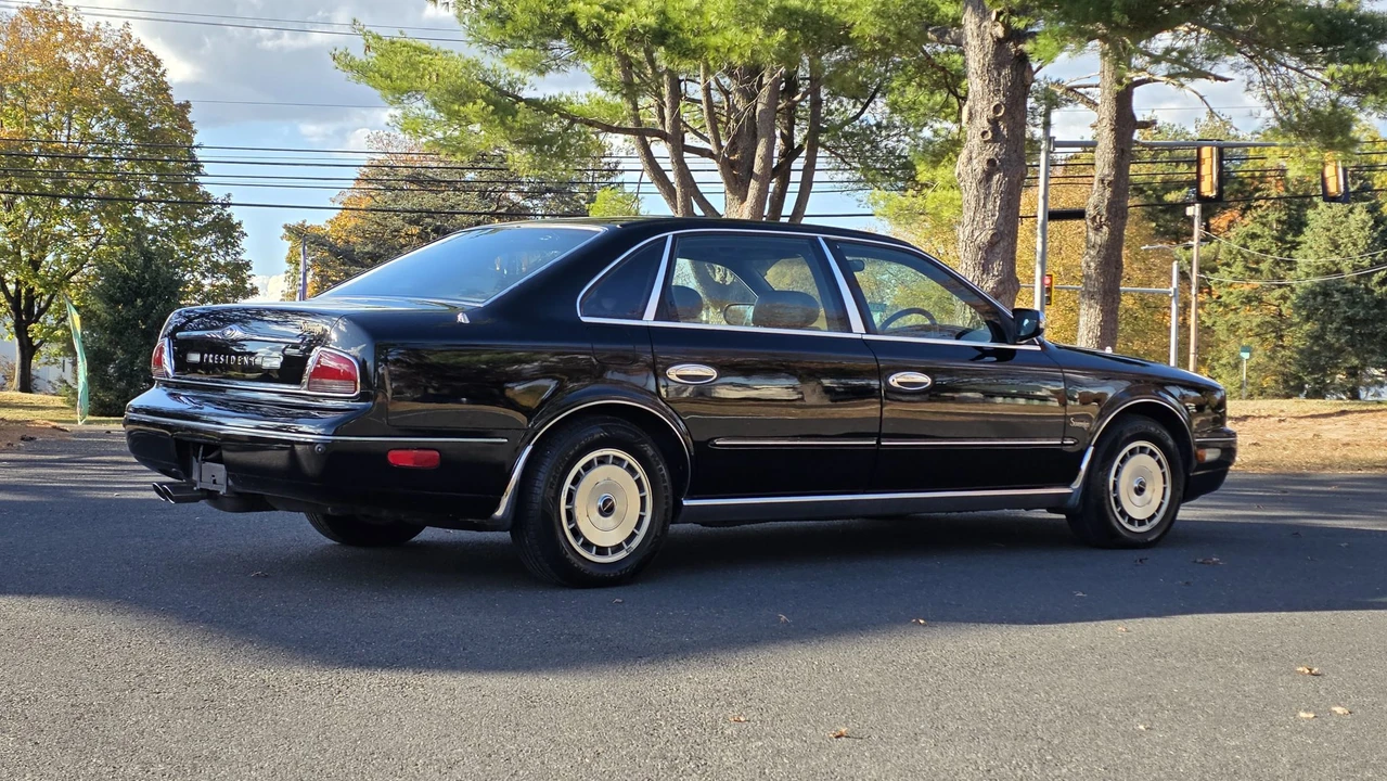 1998 Nissan President 4th Gen - Image 17 of 31