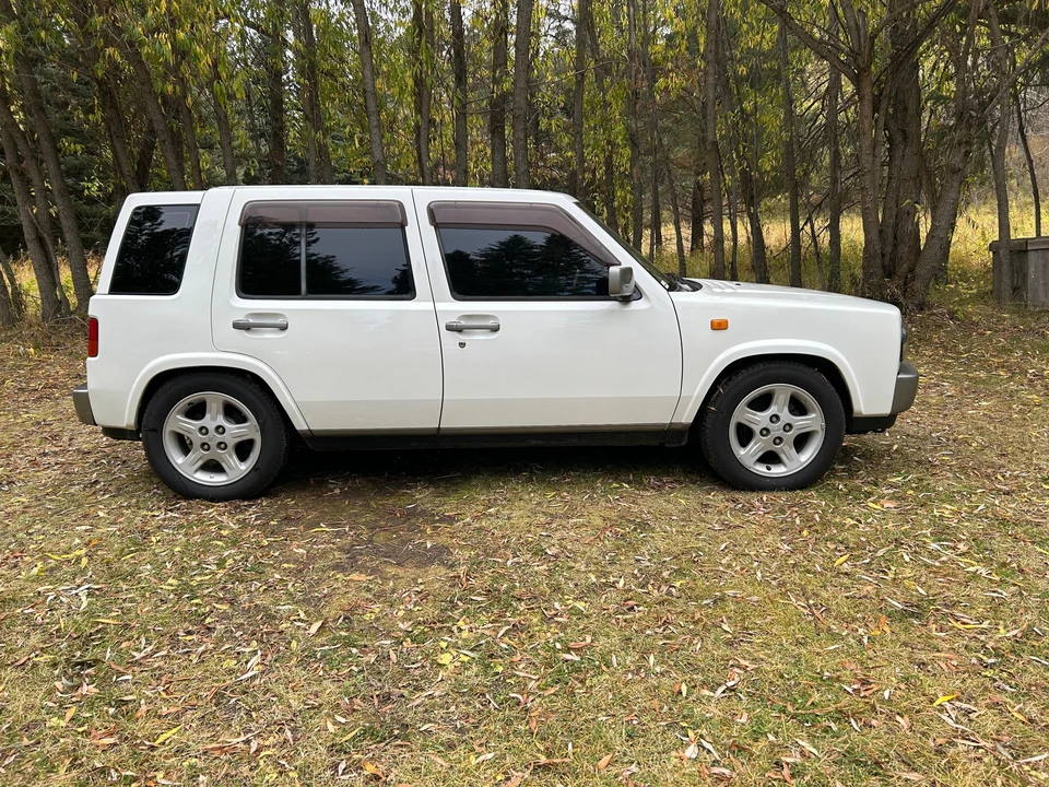 1998 Nissan Rasheen - Image 10 of 31