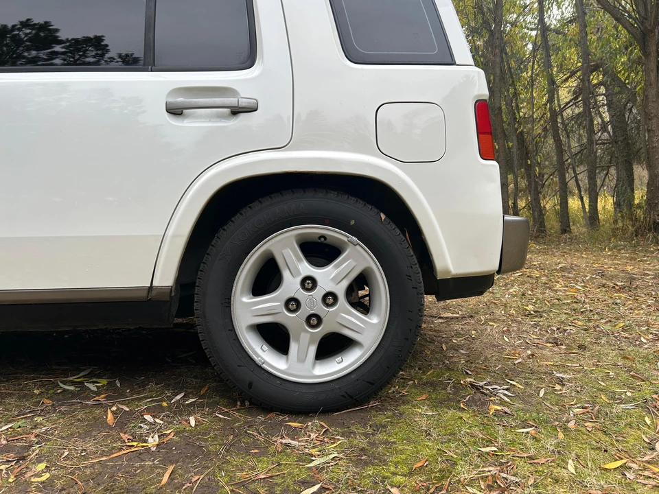 1998 Nissan Rasheen - Image 25 of 31