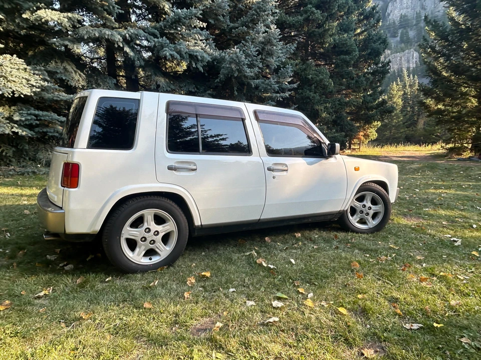 1998 Nissan Rasheen - Image 9 of 31