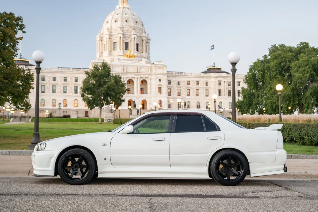 1998 Nissan R34 Skyline 10th Gen - Image 3 of 31