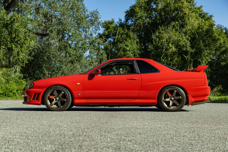 1998 Nissan Skyline - Image 10 of 31