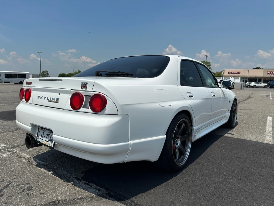 1998 Nissan R33 Skyline GT-R 9th Gen - Image 14 of 31