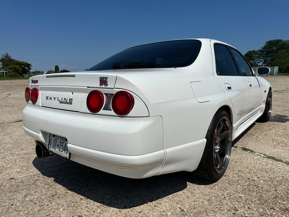 1998 Nissan R33 Skyline GT-R 9th Gen - Image 13 of 31