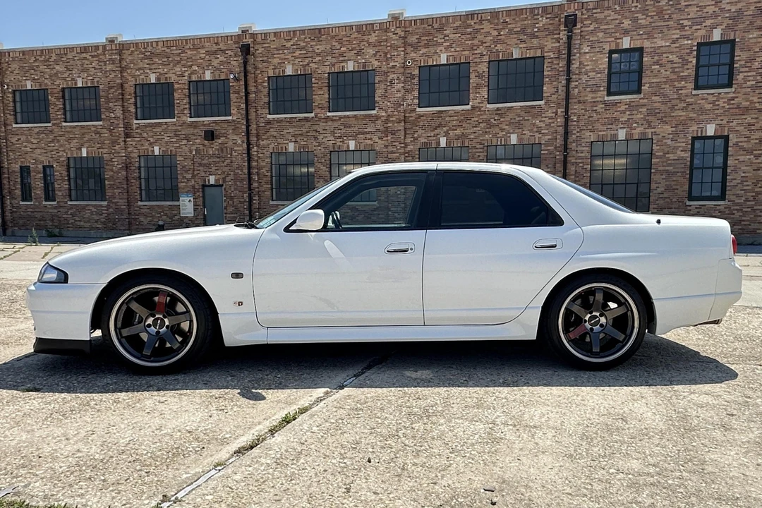 1998 Nissan R33 Skyline GT-R 9th Gen - Image 3 of 31