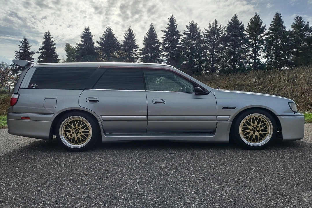 1998 Nissan Stagea 1st Gen - Image 3 of 31