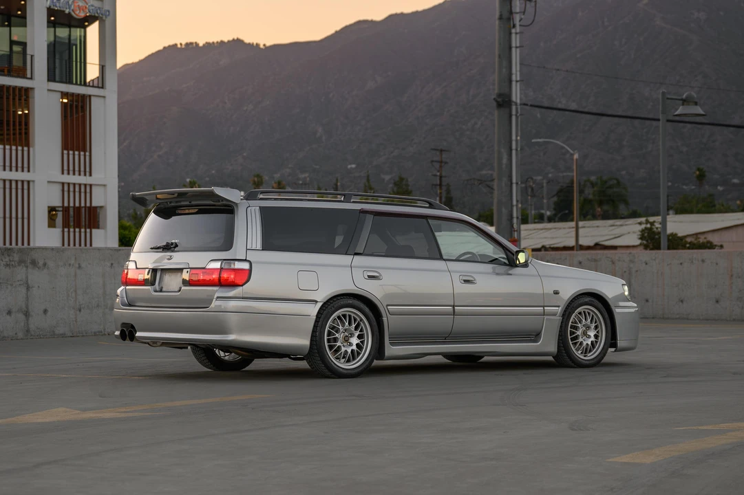 1998 Nissan Stagea 1st Gen - Image 17 of 31