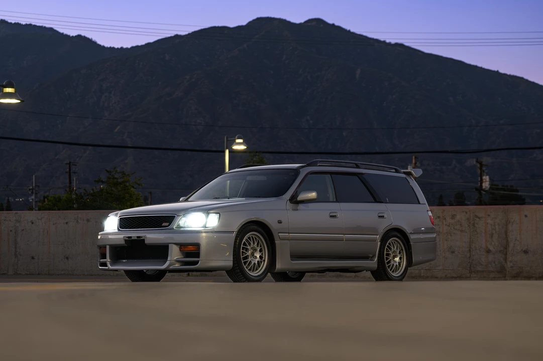 1998 Nissan Stagea 1st Gen - Image 10 of 31