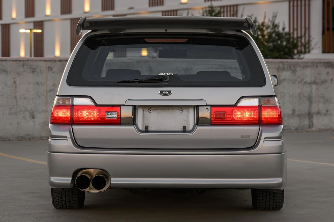 1998 Nissan Stagea 1st Gen - Image 5 of 31