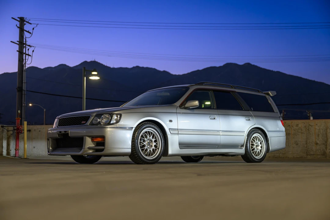 1998 Nissan Stagea 1st Gen - Image 11 of 31