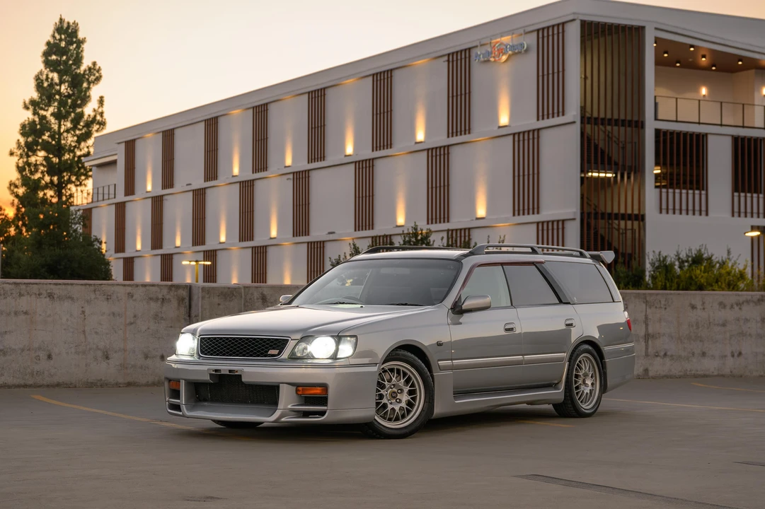 1998 Nissan Stagea 1st Gen - Image 9 of 31