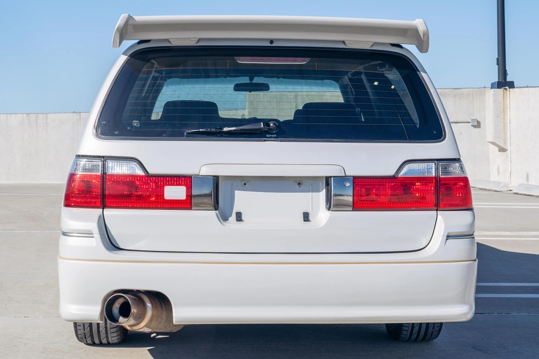 1998 Nissan Stagea 1st Gen - Image 5 of 31