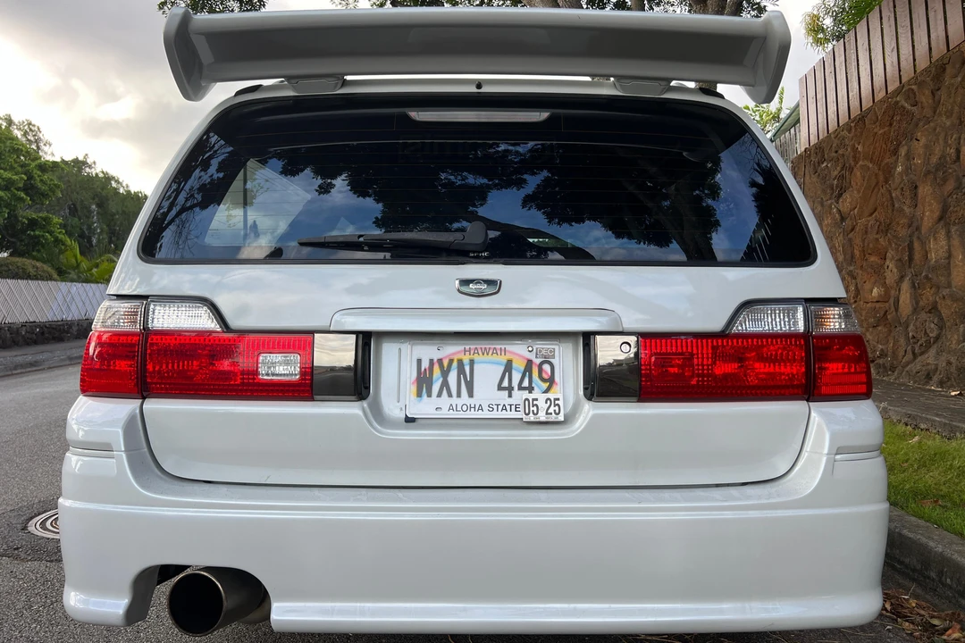 1998 Nissan Stagea 1st Gen - Image 5 of 31