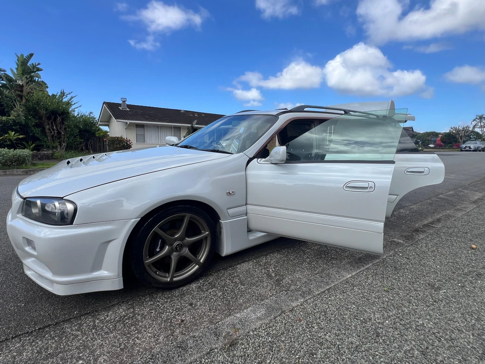 1998 Nissan Stagea 1st Gen - Image 16 of 31