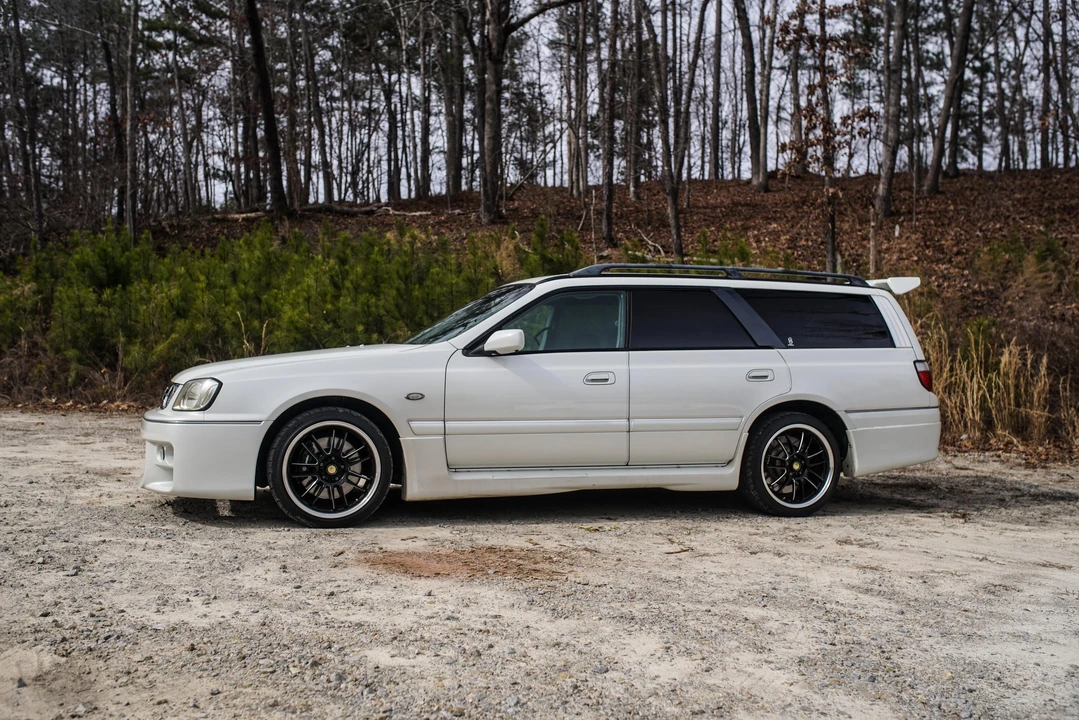 1998 Nissan Stagea 1st Gen - Image 11 of 31